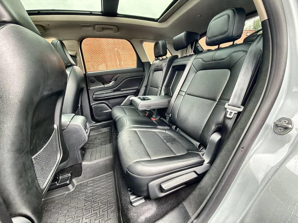 Certified 2026 Lincoln Corsair Premiere AWD/4WD image 27