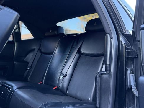 Used 2017 Rolls-Royce Ghost RWD image 20