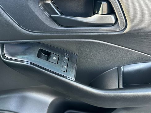 Used 2024 Nissan Rogue S image 20