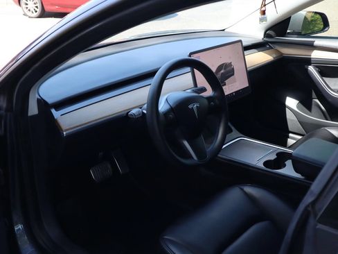 Used 2023 Tesla Model 3 Standard Range RWD image 10