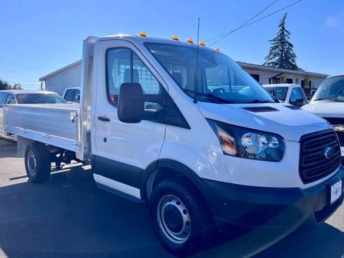 Used 2018 Ford Transit 250 138 RWD image 8
