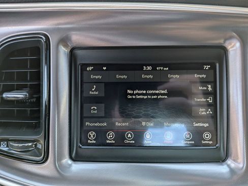 Used 2019 Dodge Challenger SXT AWD/4WD image 40