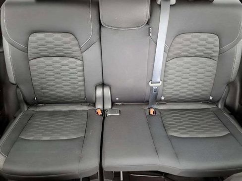 Certified 2024 Nissan Pathfinder S image 17