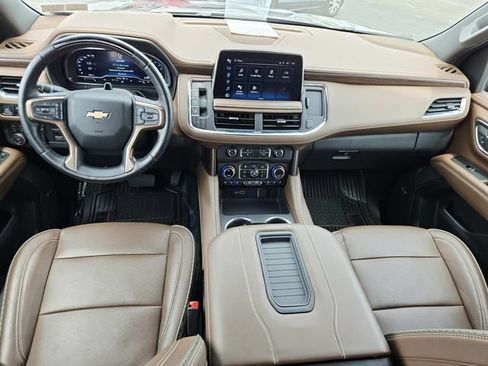 Used 2024 Chevrolet Suburban High Country w/ Advanced Technology Package AWD/4WD image 6
