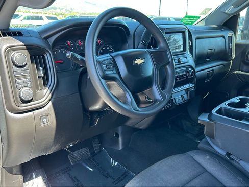 Used 2025 Chevrolet Silverado 2500 Custom w/ Custom Value Package AWD/4WD image 7