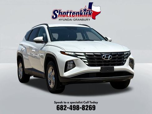 Used 2022 Hyundai Tucson SEL w/ Cargo Package AWD/4WD image 3