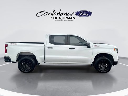 Used 2024 Chevrolet Silverado 1500 LT Trail Boss w/ Convenience Package II AWD/4WD image 10