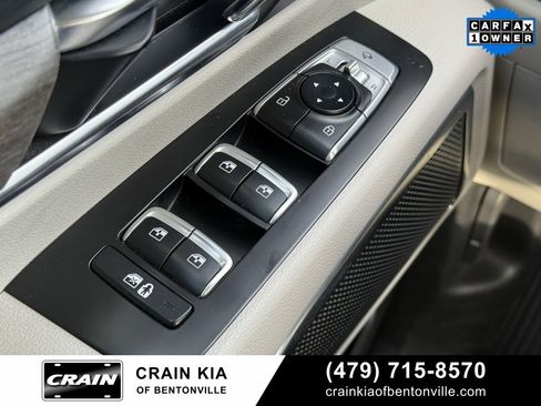 Used 2020 Kia Telluride SX w/ SX Prestige Package image 19