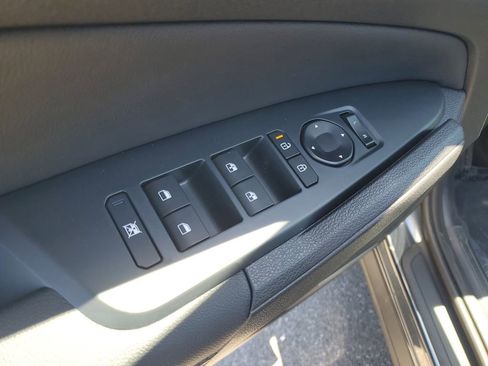 New 2026 Kia Sportage EX FWD image 9