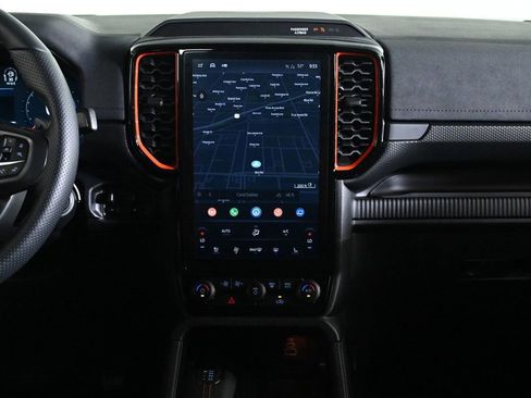 Used 2025 Ford Ranger Raptor image 13