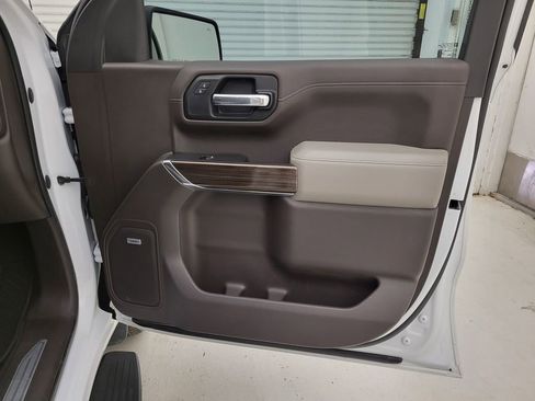 Used 2020 Chevrolet Silverado 1500 RST w/ Texas Edition image 41