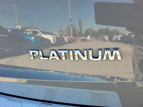 Used 2023 Nissan Rogue Platinum w/ Platinum Premium Package image 13