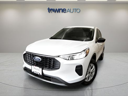 Used 2025 Ford Escape Active w/ Cold Weather Package AWD/4WD image 8