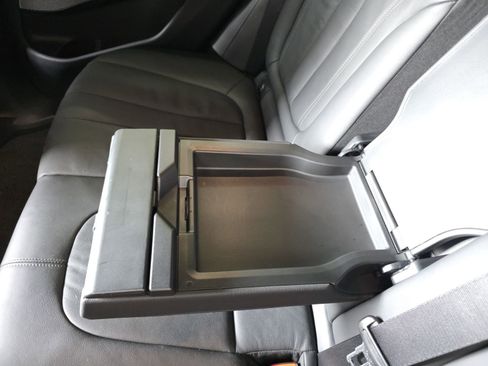 Used 2020 BMW X5 xDrive40i w/ M Sport Package image 24