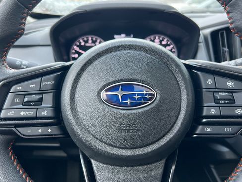 Used 2025 Subaru Crosstrek 2.5i Limited w/ Crosstrek Mirror Package image 24
