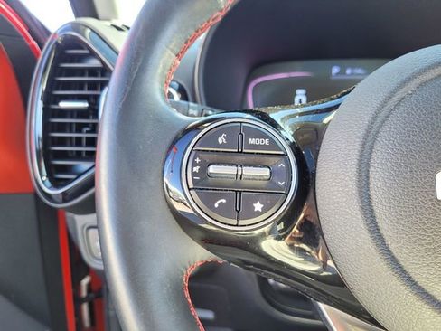 Used 2024 Kia Soul GT-Line w/ GT-Line Technology Package image 24