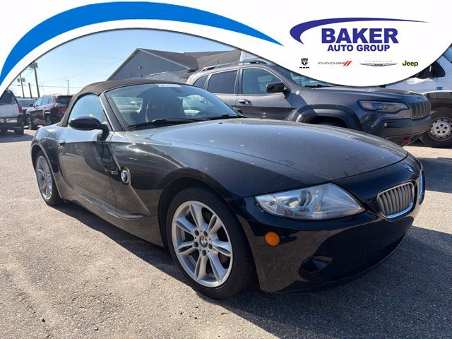 Used 2005 BMW Z4 3.0i RWD image 1