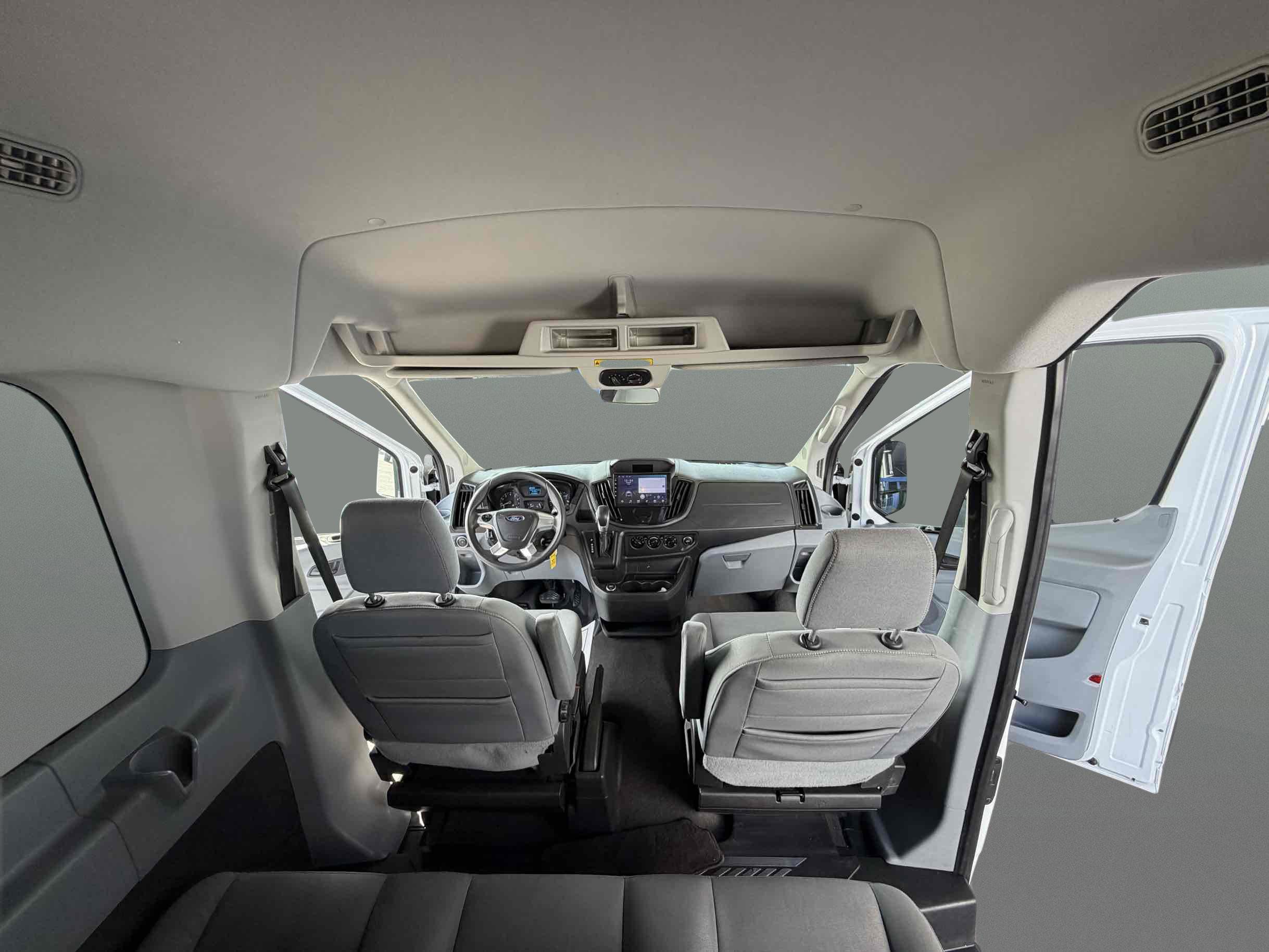 Used 2017 Ford Transit 350 XLT RWD image 24
