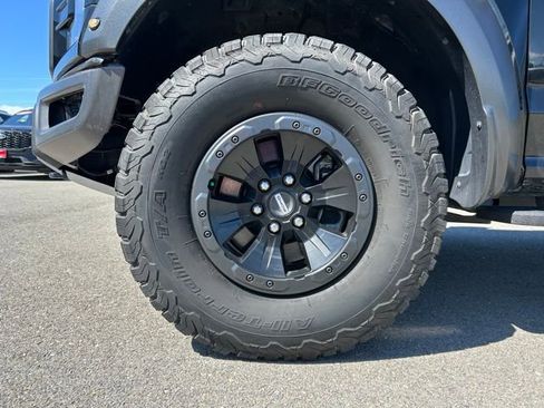 Used 2018 Ford F150 Raptor w/ Equipment Group 802A Luxury AWD/4WD image 12
