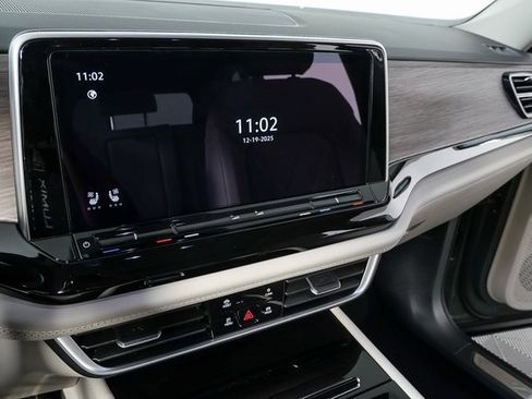 New 2026 Volkswagen Atlas SEL Premium R-Line image 12