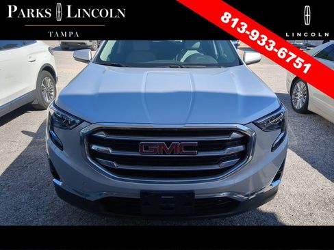 Used 2020 GMC Terrain SLT w/ Preferred Package image 3