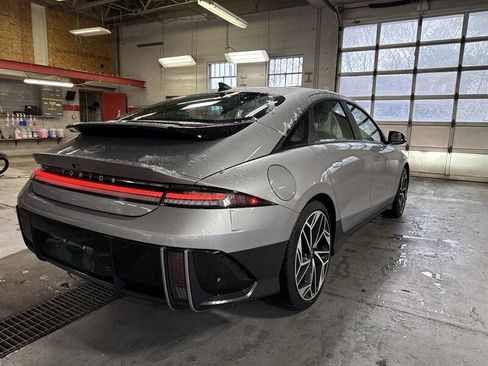 Used 2023 Hyundai Ioniq 6 SEL image 6