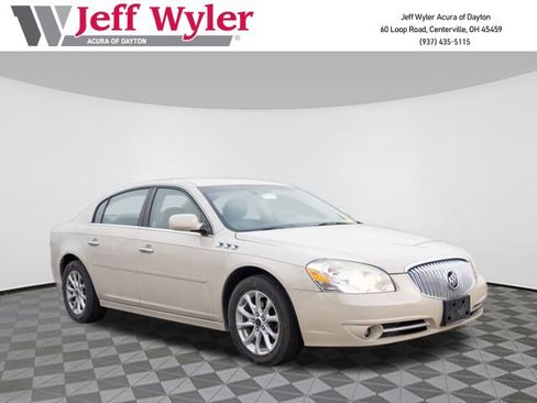 Used 2011 Buick Lucerne CXL image 1