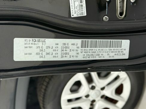 Used 2018 Jeep Compass Sport image 41