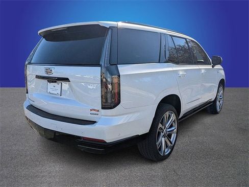 New 2025 Cadillac Escalade Sport Platinum w/ LPO, Floor Liner Package image 5