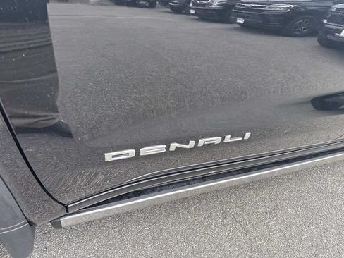 Used 2024 GMC Sierra 1500 Denali w/ Denali Reserve Package AWD/4WD image 13