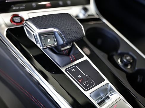 New 2025 Audi RS 6 performance image 44