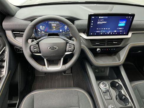 Used 2026 Ford Explorer Tremor w/ Tremor Ultimate Package AWD/4WD image 16
