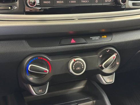 Used 2021 Kia Rio LX image 33