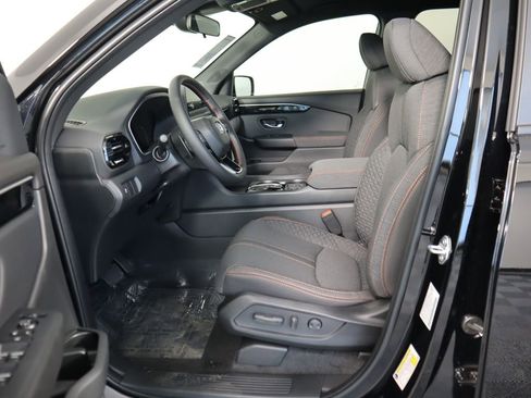 New 2025 Honda Pilot Sport image 19