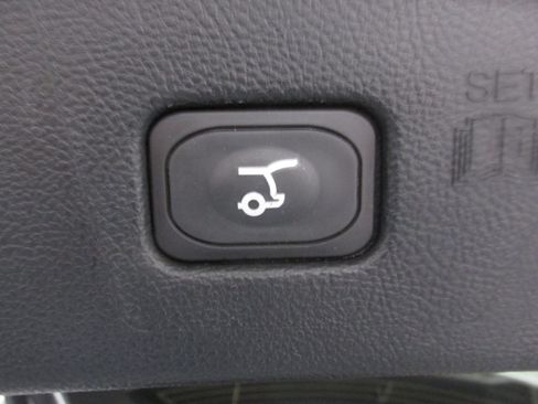 Used 2023 Ford Edge SEL w/ Convenience Package image 23