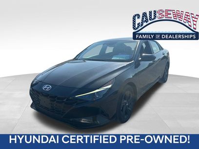 Used 2023 Hyundai Elantra SEL w/ Preferred Accessory Package