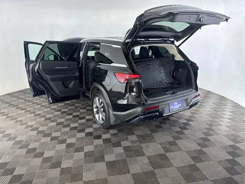 Used 2025 INFINITI QX60 Luxe AWD/4WD image 18
