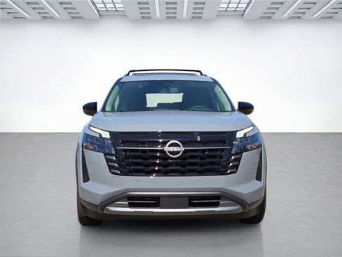 New 2026 Nissan Pathfinder Platinum AWD/4WD image 2
