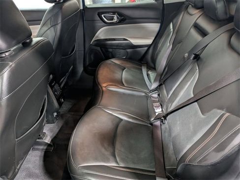 Used 2022 Jeep Compass Limited image 23