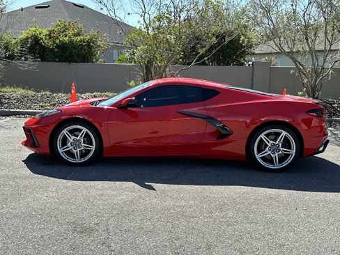 Used 2025 Chevrolet Corvette Stingray Coupe w/ 1LT RWD image 3