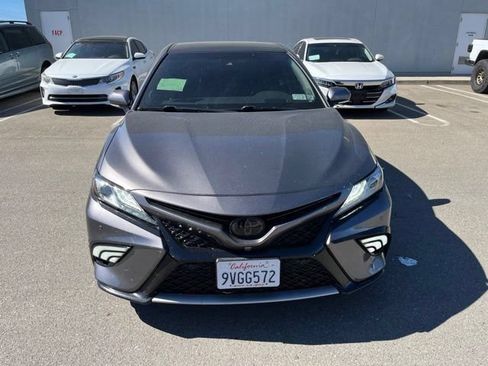Used 2018 Toyota Camry XSE FWD image 2