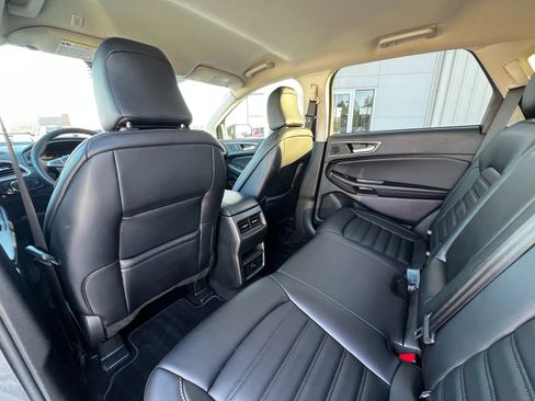 Used 2024 Ford Edge SEL image 23