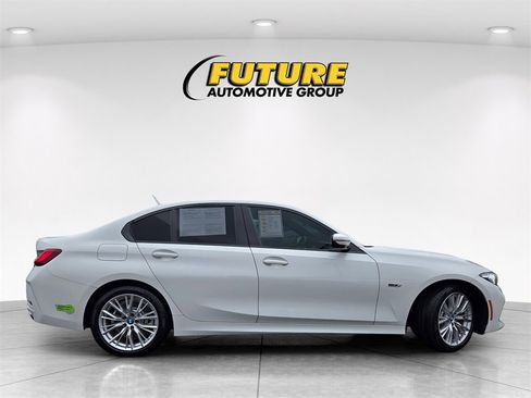 Used 2023 BMW 330e 330e iPerformance w/ Driving Assistance Package image 3