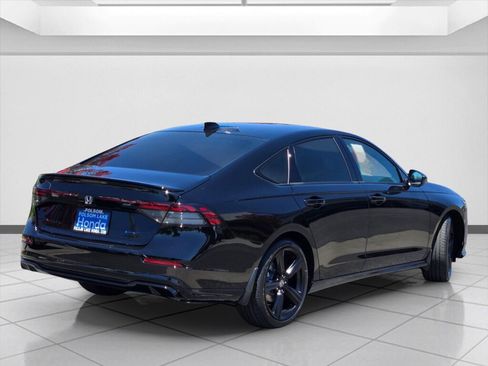Used 2026 Honda Accord Sport image 5