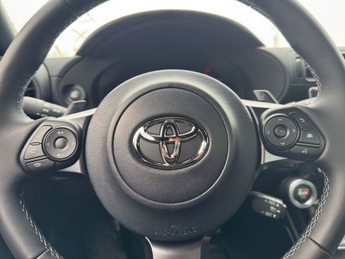Used 2025 Toyota GR86 Premium image 26