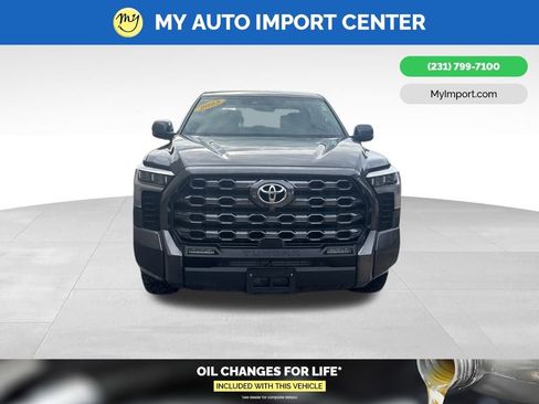 Used 2023 Toyota Tundra Platinum image 2