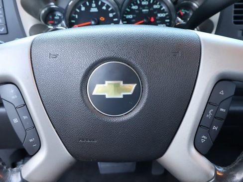 Used 2013 Chevrolet Silverado 1500 LT image 17