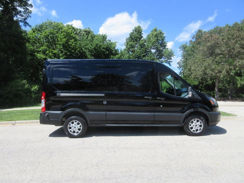 Used 2016 Ford Transit 250 148 Medium Roof RWD image 5