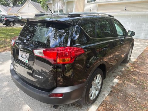 Used 2015 Toyota RAV4 Limited FWD image 7