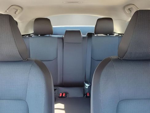 Used 2023 Toyota Prius LE image 18